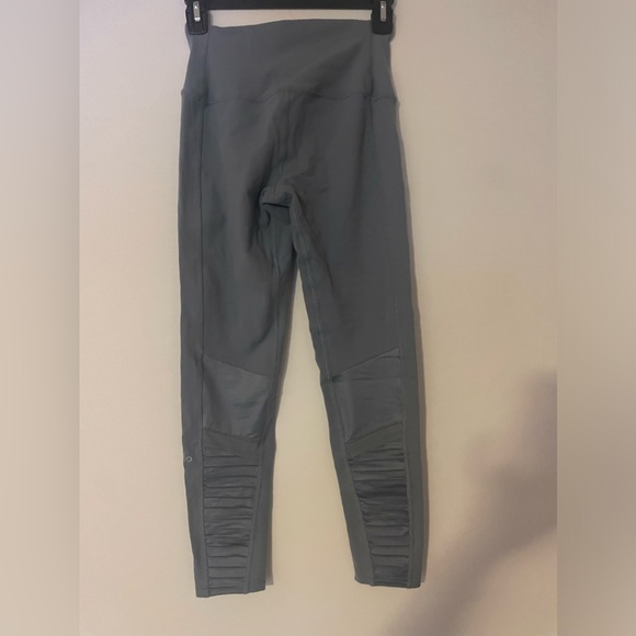 Alo leggings - Picture 3 of 3